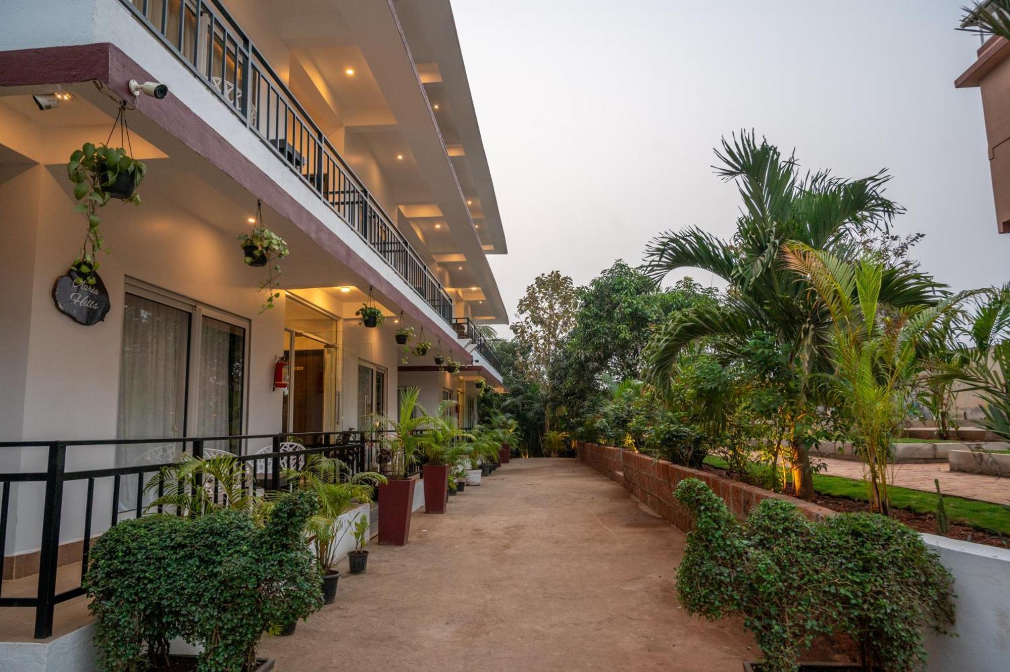 Hotel Aaria Hills Arambol Esterno foto