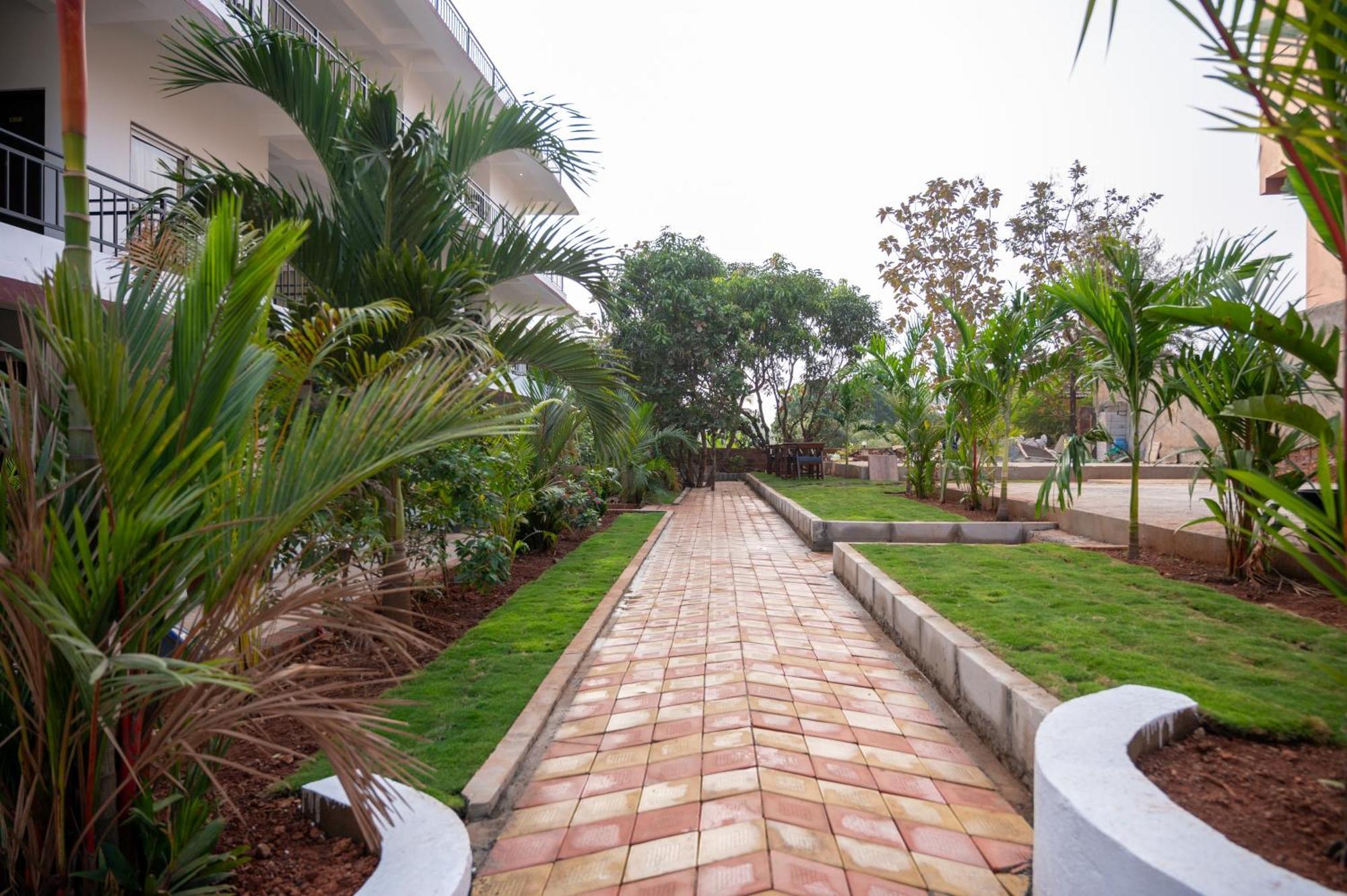 Hotel Aaria Hills Arambol Esterno foto