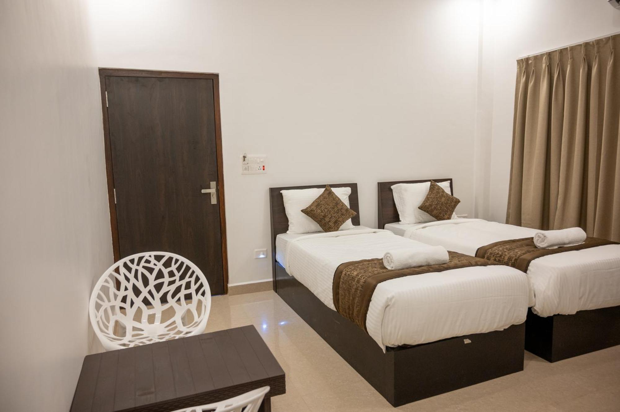 Hotel Aaria Hills Arambol Esterno foto