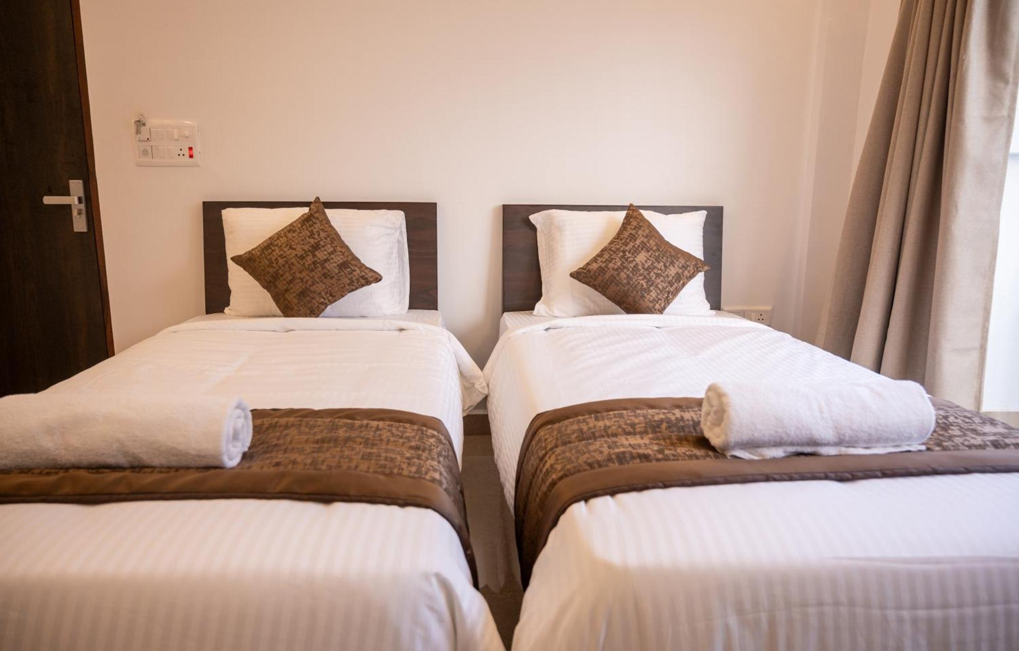 Hotel Aaria Hills Arambol Esterno foto